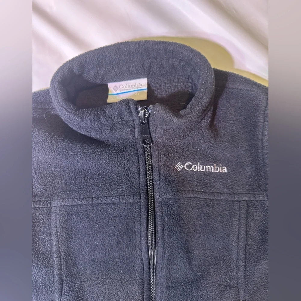 Columbia Dark Gray Fleece Jacket
